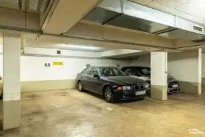 Tiefgaragenstellplatz