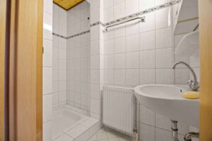 Separate Dusche Haus 2