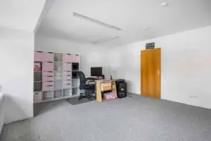 Schlafzimmer III