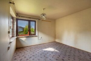 Schlafzimmer II EG
