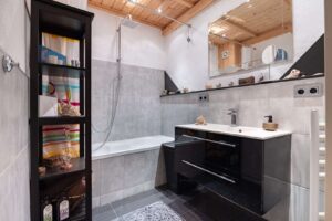 Badezimmer EG