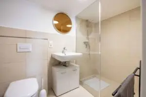 Badezimmer EG