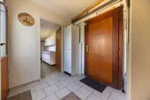 Flur zur Waschküche EG