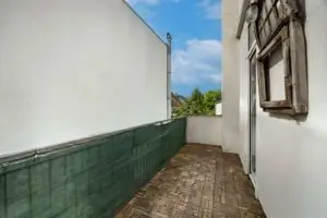 Balkon 1 OG