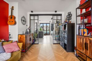 Wohnzimmer/Küche DG