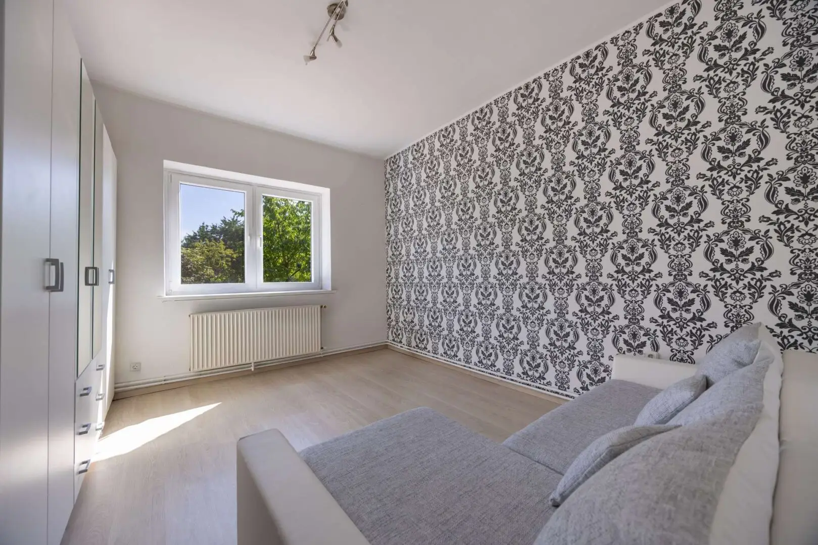 Zimmer EG