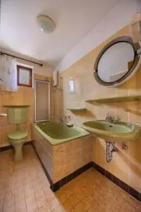 Badezimmer DG