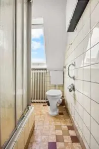 Badezimmer DG