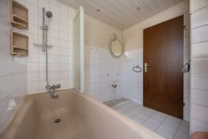 Badezimmer DG