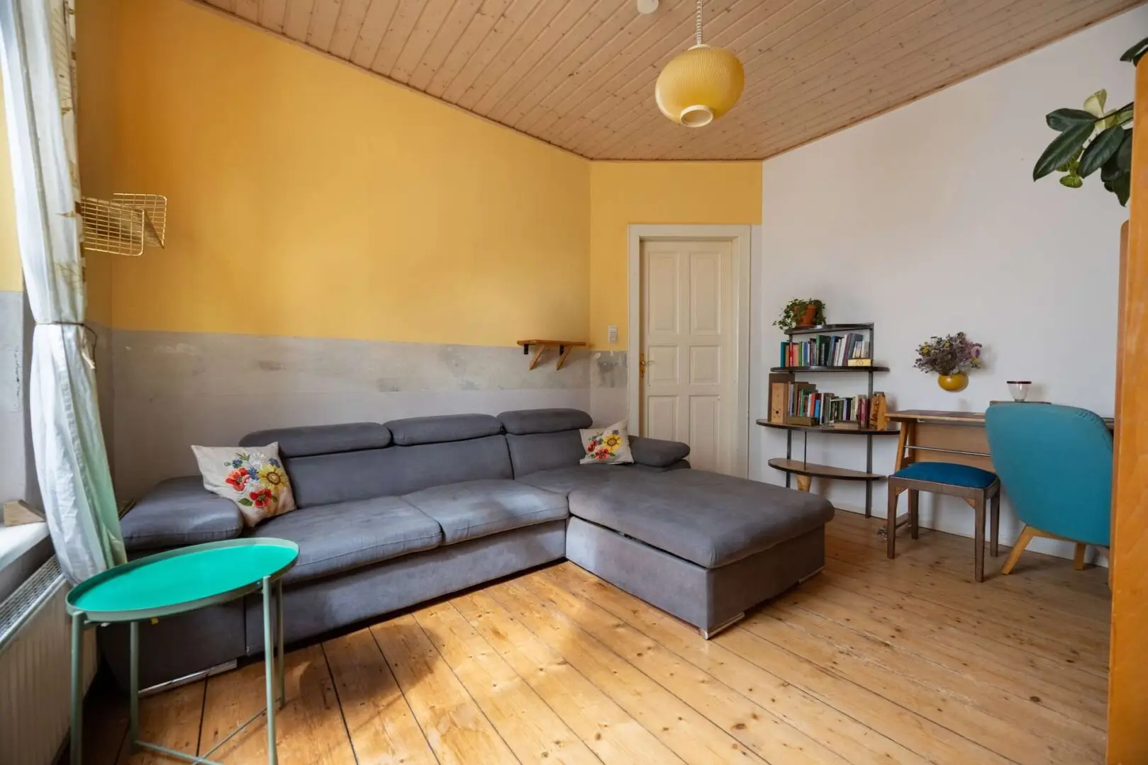 Wohnzimmer 1 OG