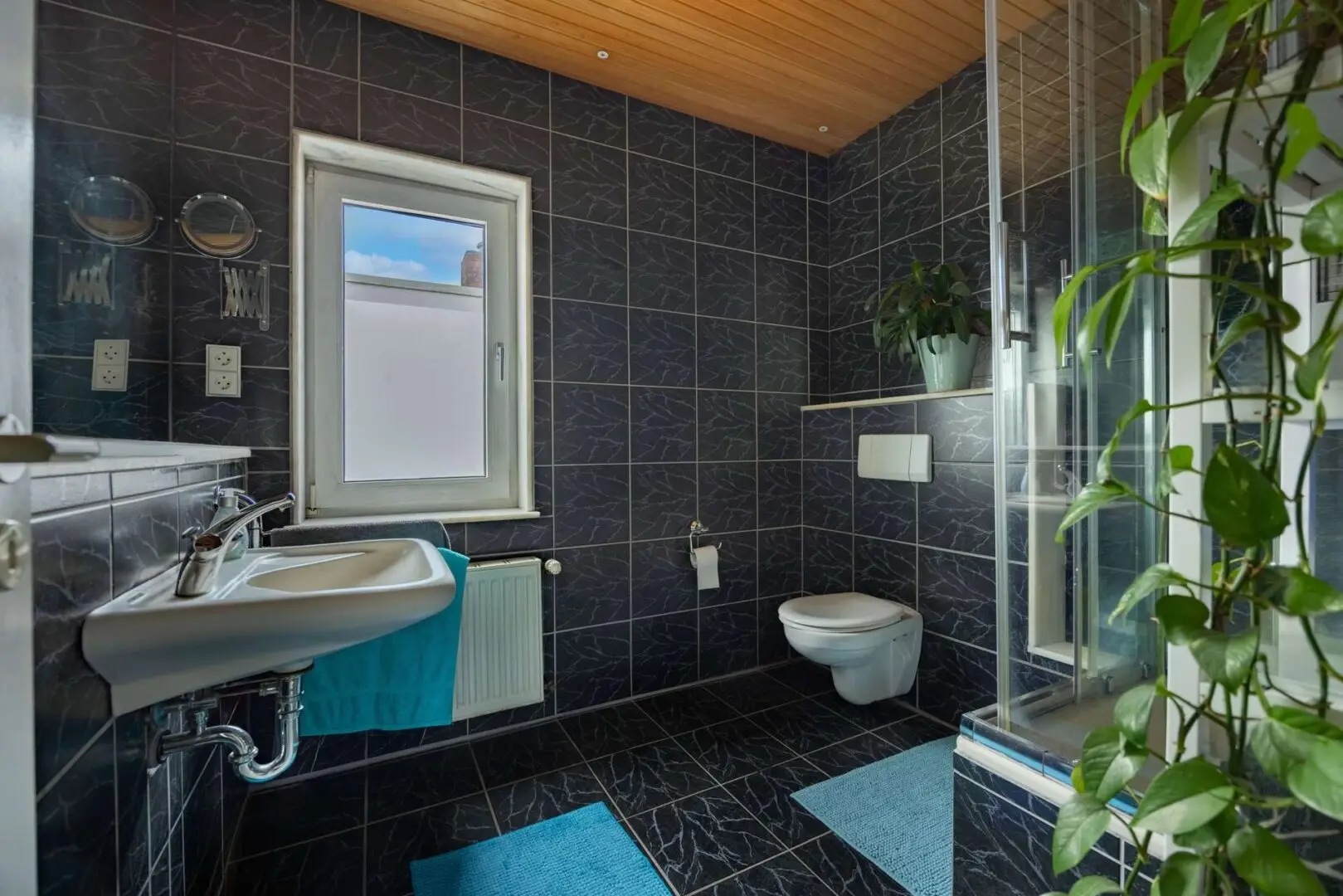 Badezimmer DG