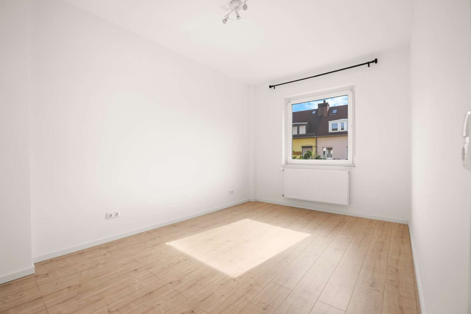 Zimmer 2 OG