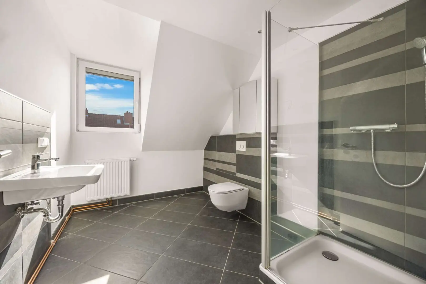 Badezimmer DG